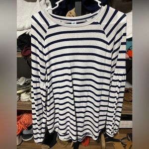 Old Navy Striped Long Sleeve Tee in Navy and White